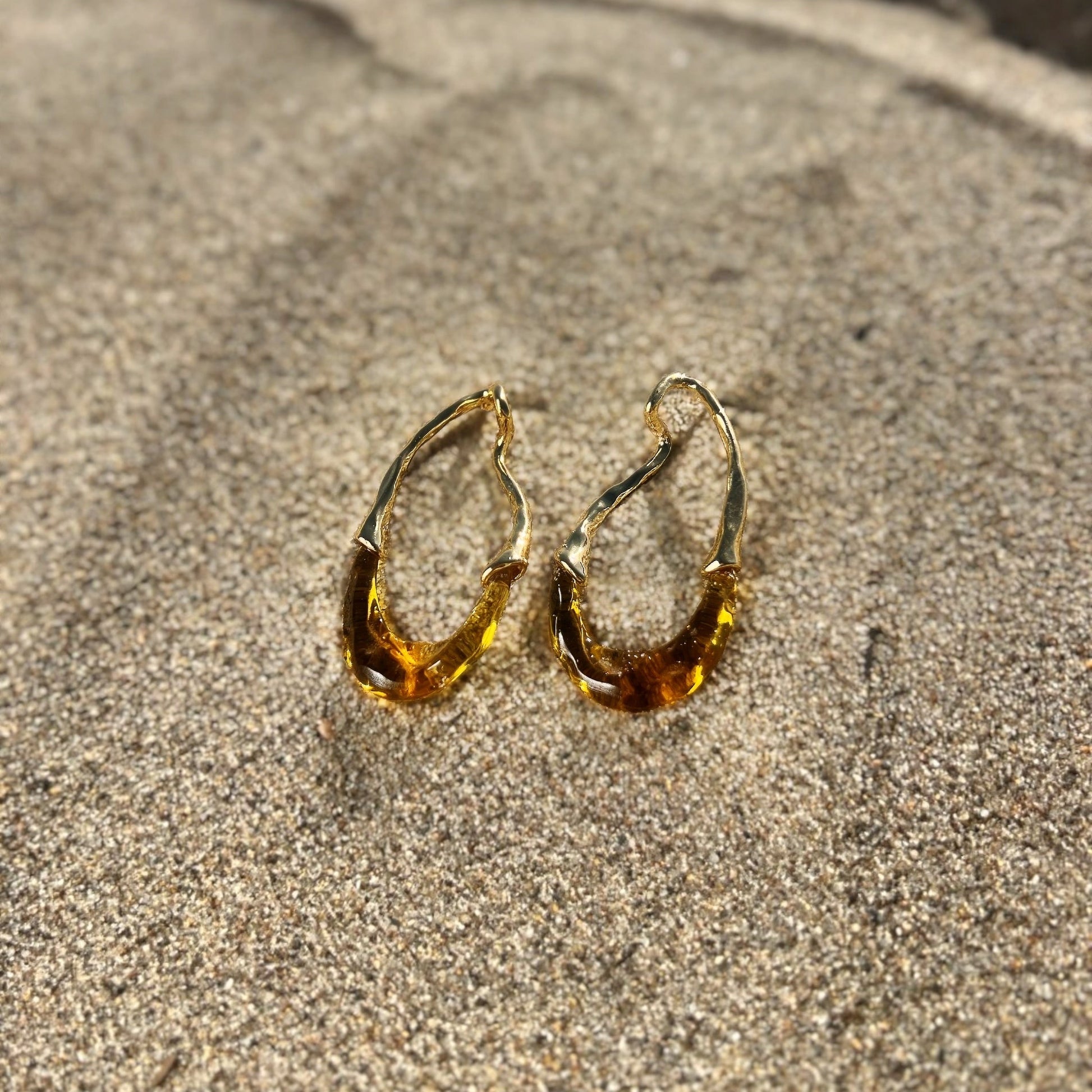 Laurel Hoops Caramel